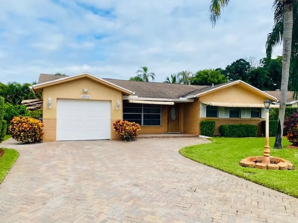 22594 SW 64th Way Boca Raton FL 33428