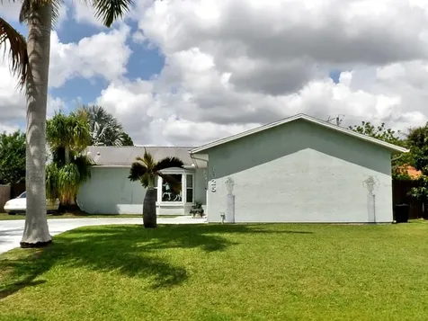 1025 SW Cornelia Avenue Port St Lucie FL 34953