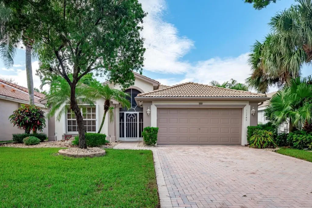 11748 Castellon Court Boynton Beach FL 33437