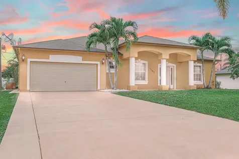 1165 SE Menores Avenue Port St Lucie FL 34952