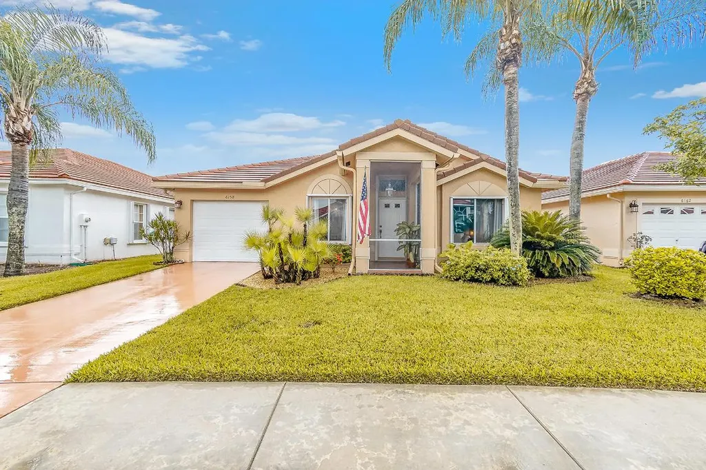 6158 Harbour Greens Drive Lake Worth FL 33467