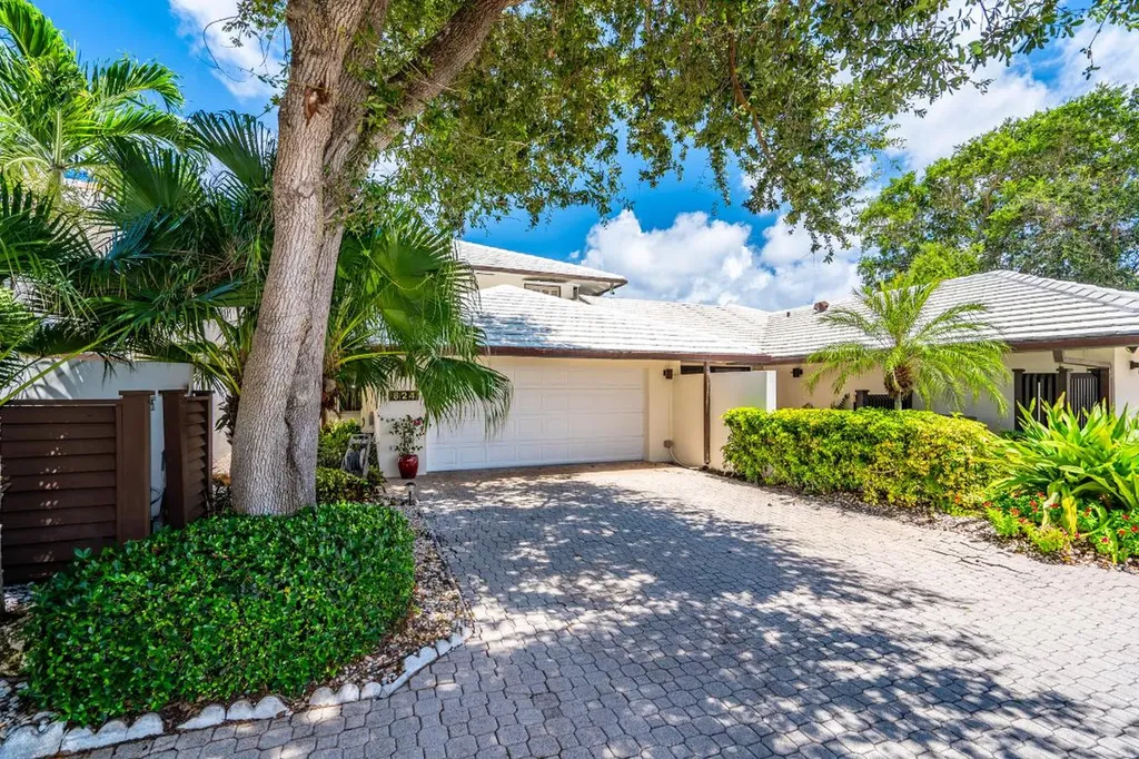 624 Boca Marina Court Boca Raton FL 33487