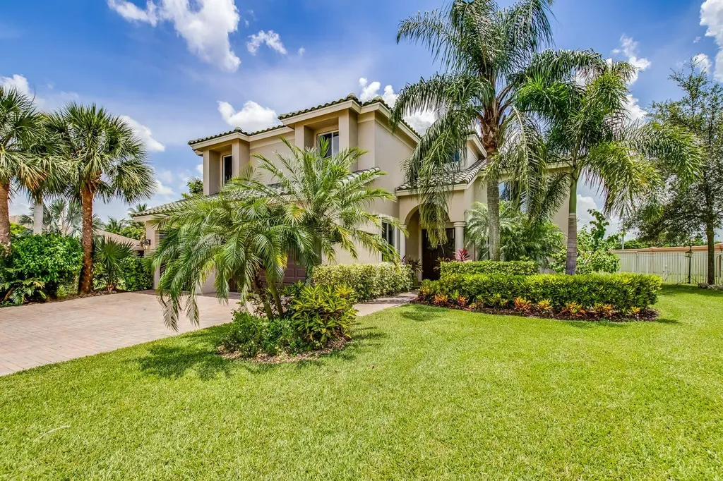 4588 Windward Cove Lane Wellington FL 33449