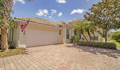 8964 SE Hawks Nest Court Hobe Sound FL 33455