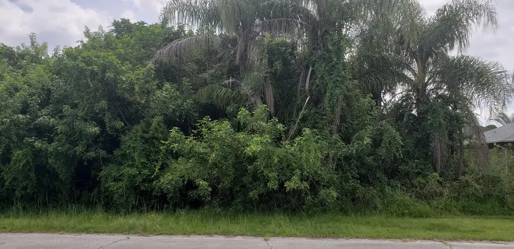 2531 SE Marius Street Port St Lucie FL 34952