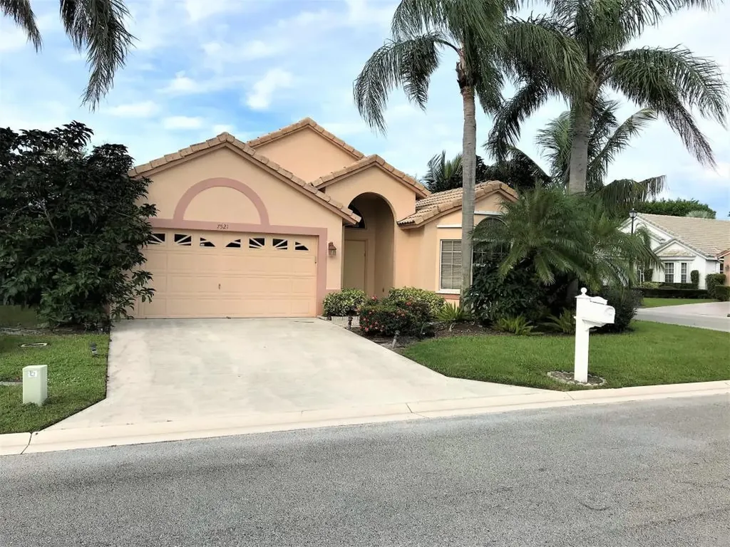 7521 Ironbridge Circle Delray Beach FL 33446