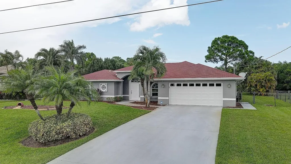 3505 SW Macon Road Port St Lucie FL 34953