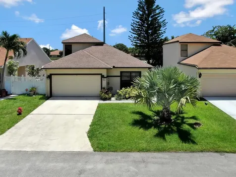 140 Tara Lakes Drive W Boynton Beach FL 33436