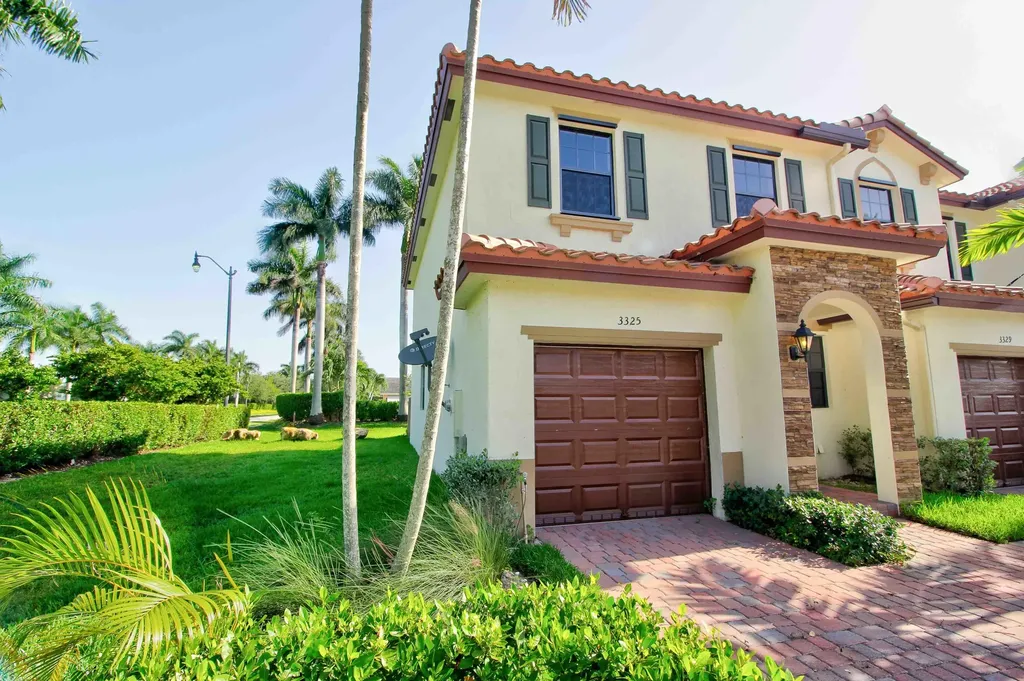 3325 SE 1st Street Homestead FL 33033