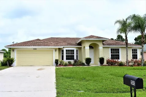 1141 SW Hunnicut Avenue Port St Lucie FL 34953