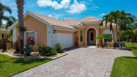 12137 SW Keating Drive Port St Lucie FL 34987