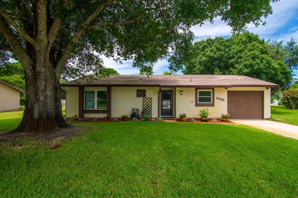1866 24th Place SW Vero Beach FL 32962