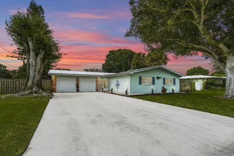 4015 Greenwood Drive Fort Pierce FL 34982