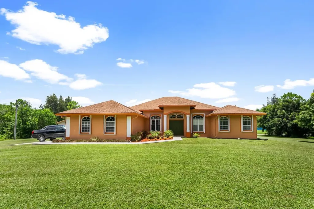 17187 Murcott Boulevard Loxahatchee FL 33470