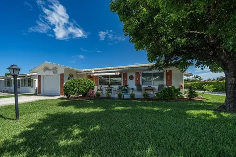 2304 SW 19th Avenue Boynton Beach FL 33426