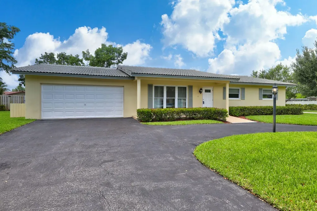 8480 NW 29th Court Coral Springs FL 33065