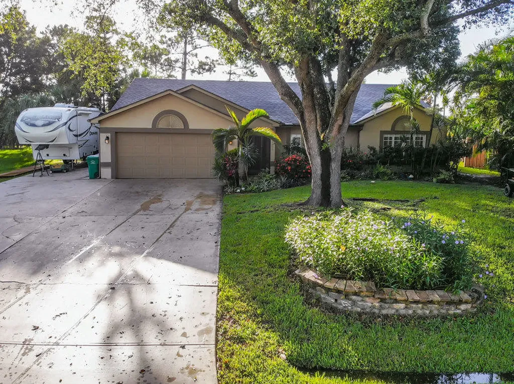 2509 SW Westfield Street Port St Lucie FL 34953