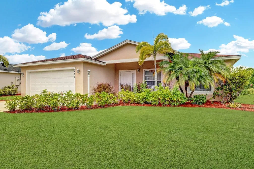 6525 Las Palmas Way Port St Lucie FL 34952