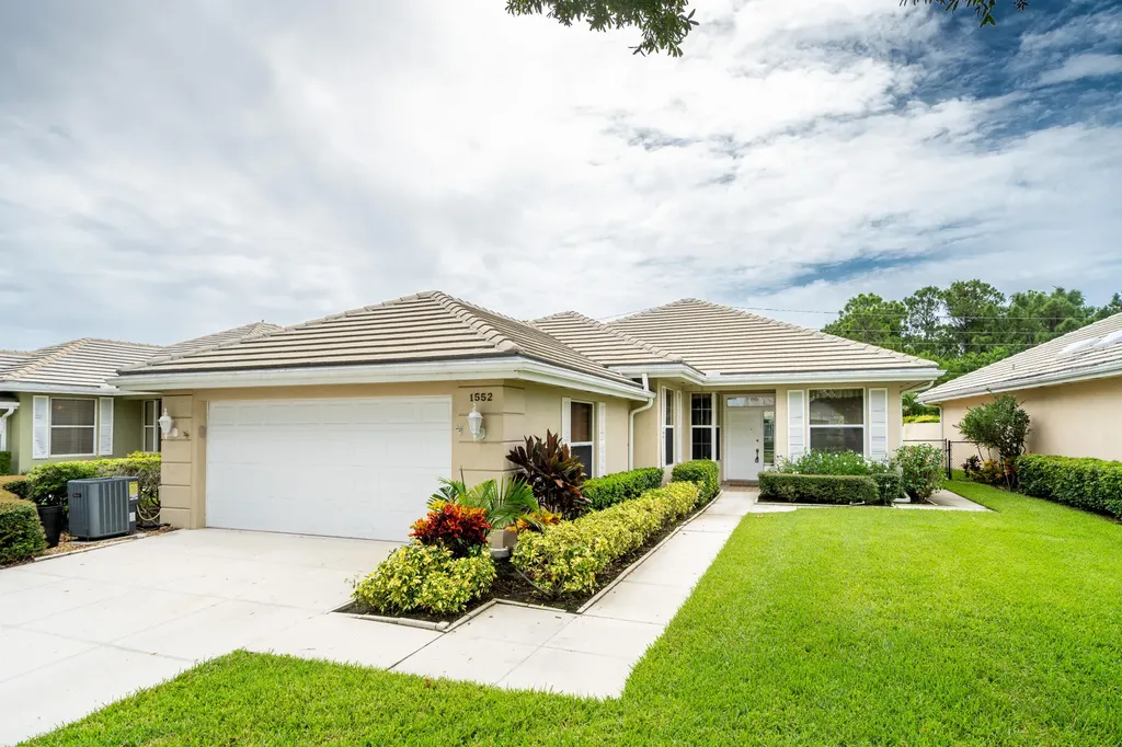 1552 NW Amherst Drive Port St Lucie FL 34986