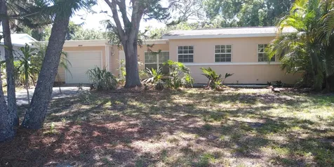 4806 Lakewood Park Drive Fort Pierce FL 34951
