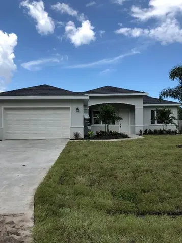 2401 SE Mariposa Avenue Port St Lucie FL 34952