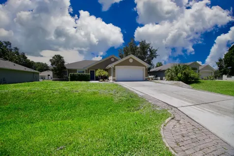 677 Dempsey Avenue Sebastian FL 32958