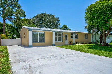 19125 SE Homewood Avenue Jupiter FL 33469