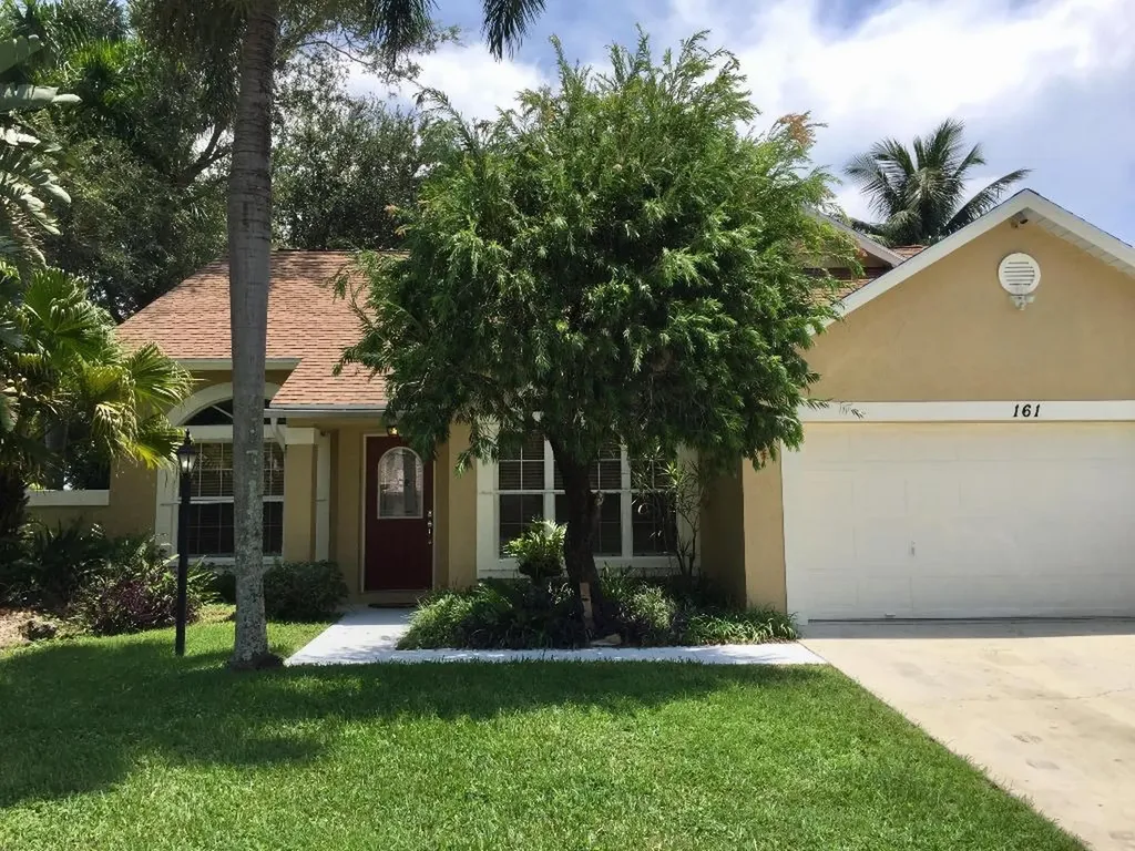 161 Kings Way Royal Palm Beach FL 33411