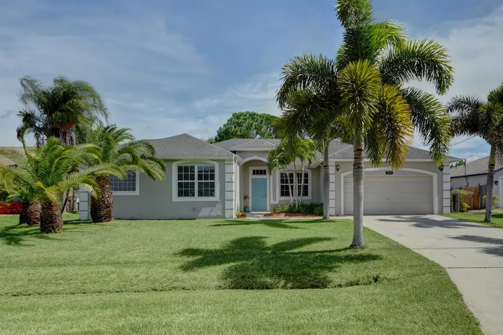 6021 NW Flair Court Port St Lucie FL 34986