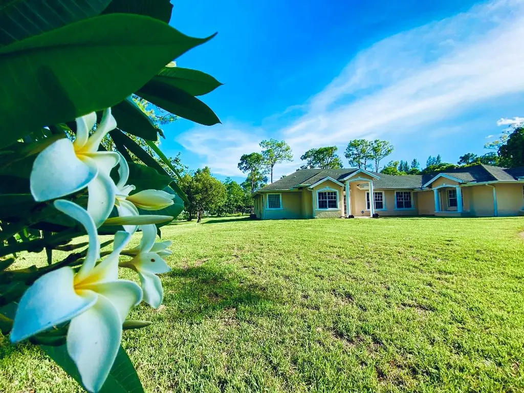 13258 69th Street N West Palm Beach FL 33412