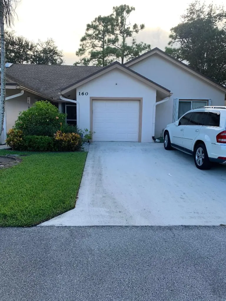 160 Par Drive Royal Palm Beach FL 33411