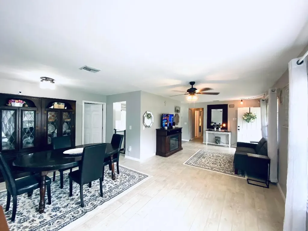8878 Banyan Boulevard Loxahatchee FL 33470