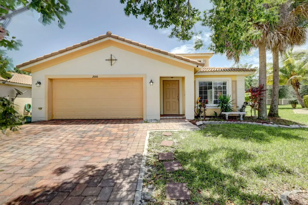 2006 SW Jamesport Drive Port St Lucie FL 34953