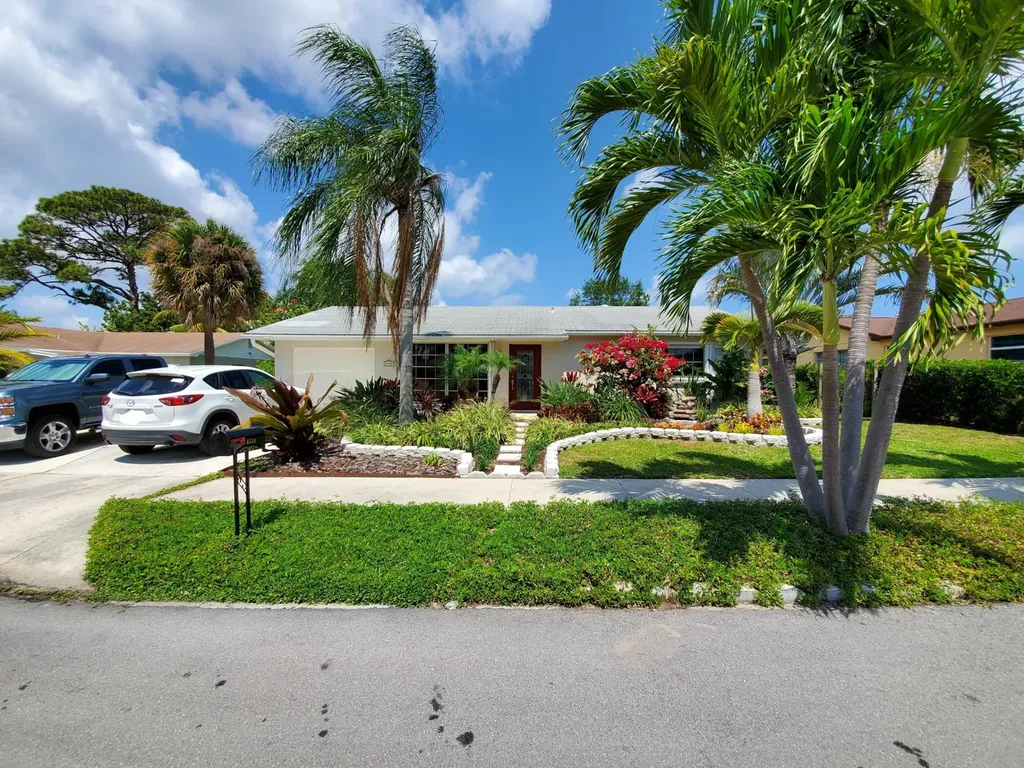 1750 16th Avenue N Lake Worth Beach FL 33460