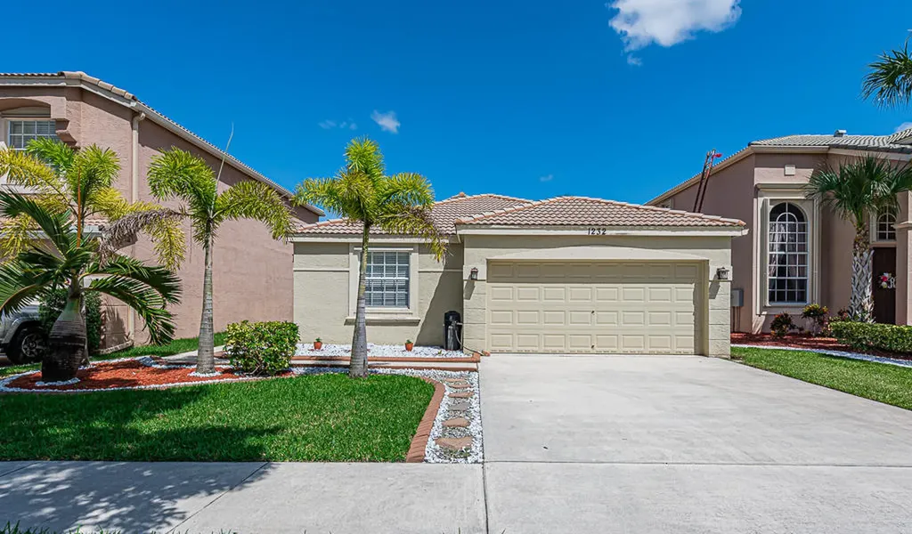 1232 Oakwater Drive Royal Palm Beach FL 33411
