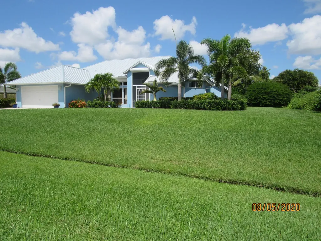 2950 SE Darien Road Port St Lucie FL 34952