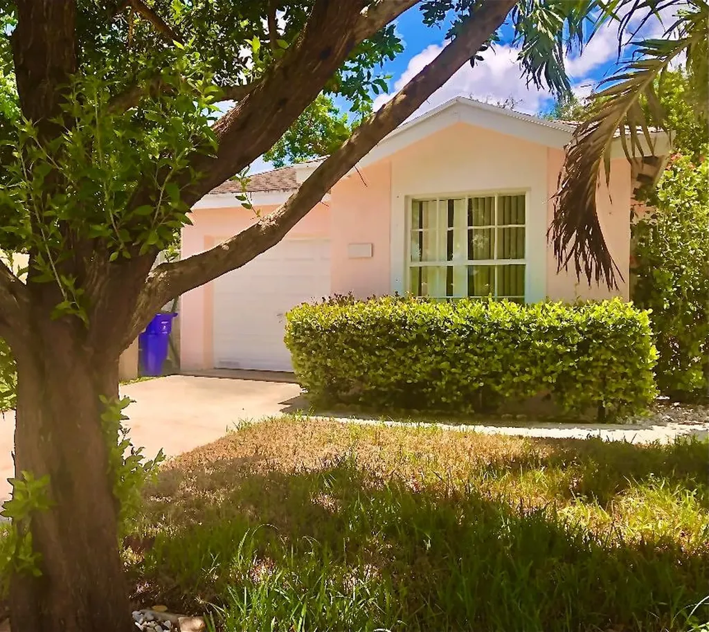 4086 Eastridge Drive Deerfield Beach FL 33064