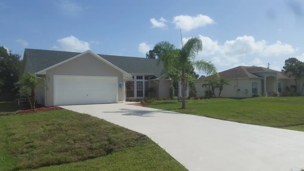 1675 SW Malmo Road Port St Lucie FL 34953