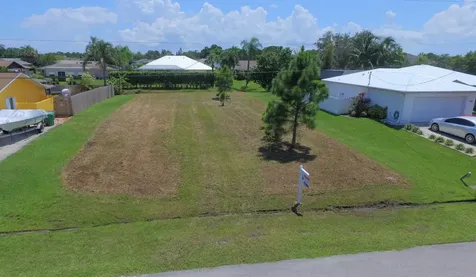 1272 SE Mendavia Avenue Port St Lucie FL 34952