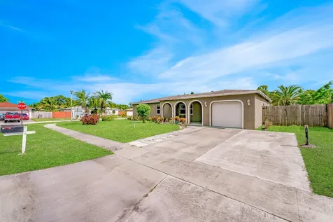 4784 Alfresco Street Boca Raton FL 33428