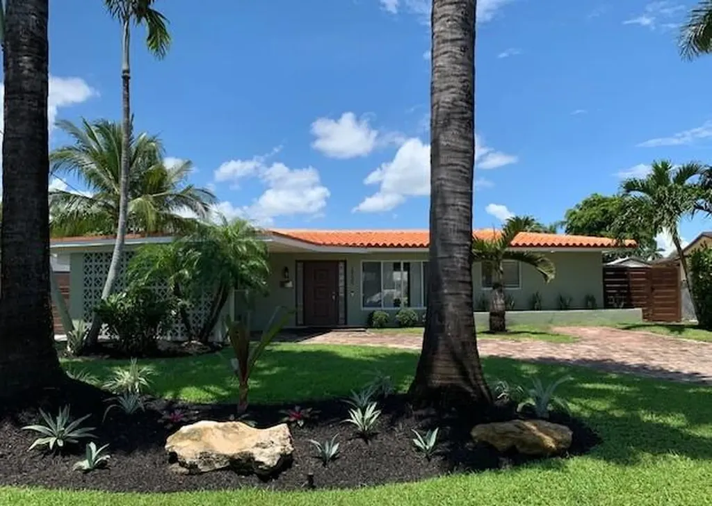 1955 NW 33rd Street Oakland Park FL 33309