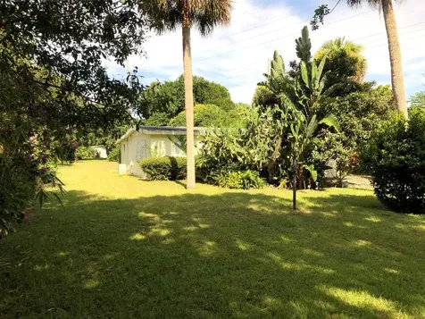 1860 49th Avenue Vero Beach FL 32966