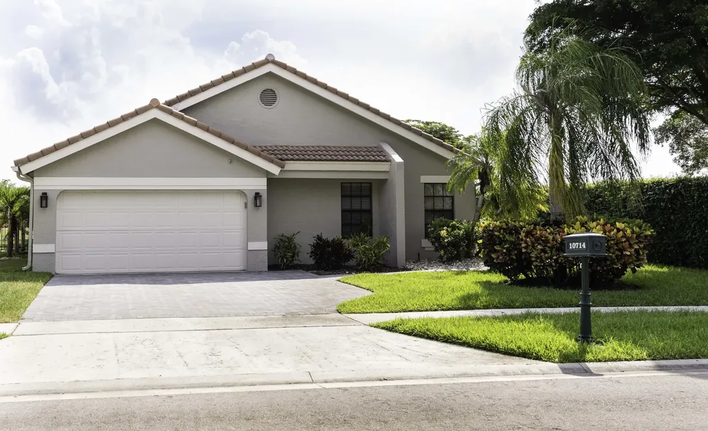 10714 Crystal Lake Drive Boca Raton FL 33428