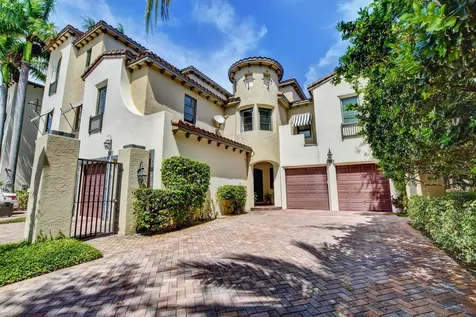 1010 Via Villagio Hypoluxo FL 33462