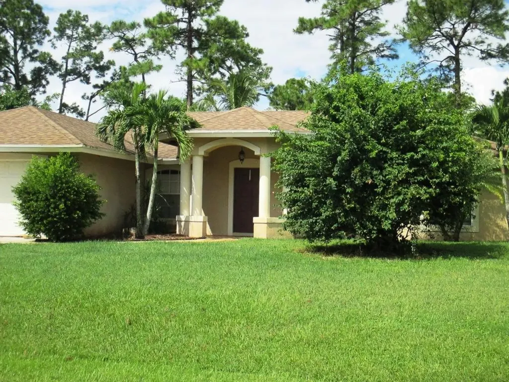 3710 SW Kistler Street Port St Lucie FL 34953