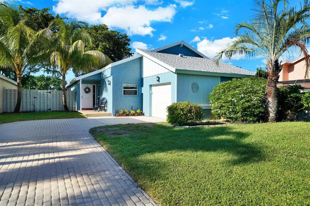 1910 NW 9th Street Delray Beach FL 33445