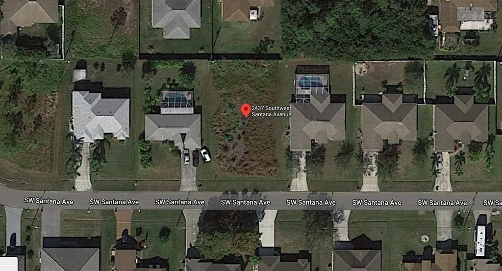 2437 SW Santana Avenue Port St Lucie FL 34953