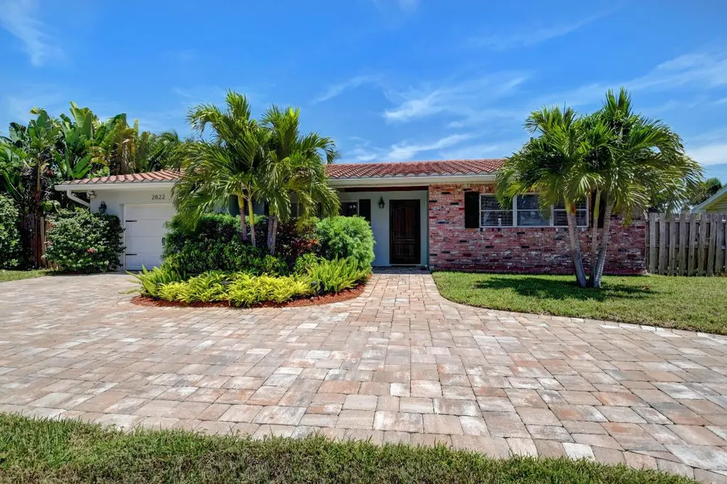 2822 SW 5th Street Boynton Beach FL 33435