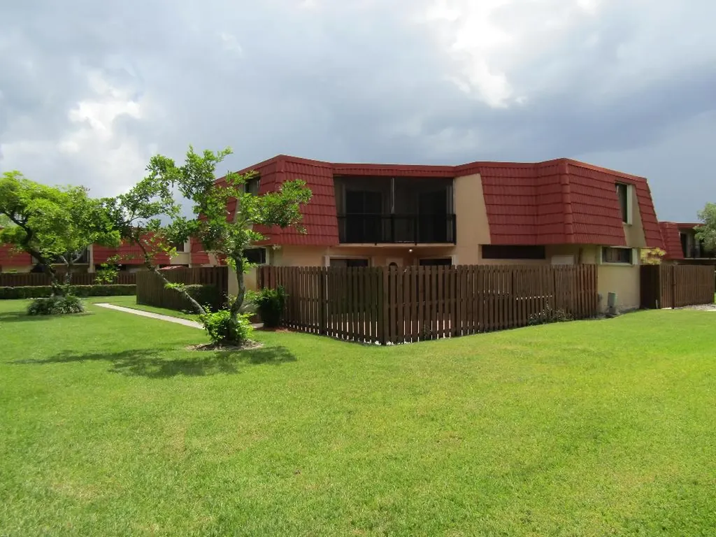 8345 Trent Court Boca Raton FL 33433