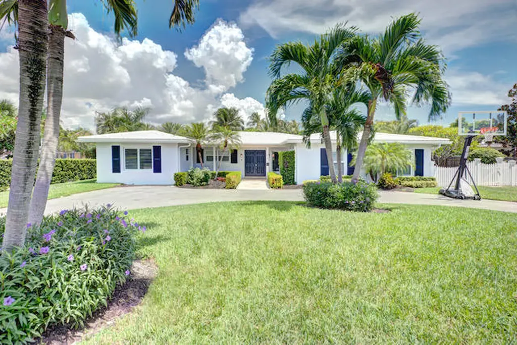 319 NW 15th Street Delray Beach FL 33444